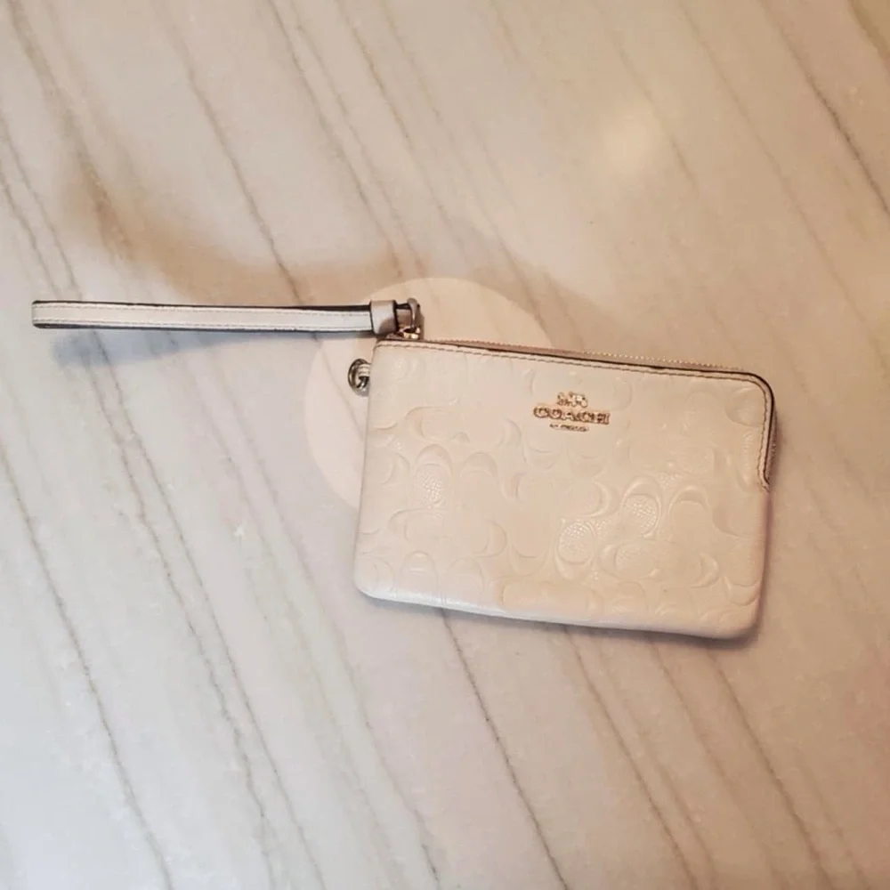 Coach Corner Zip Signature Embossed Wristlet Cream with Gold-tone Hardware